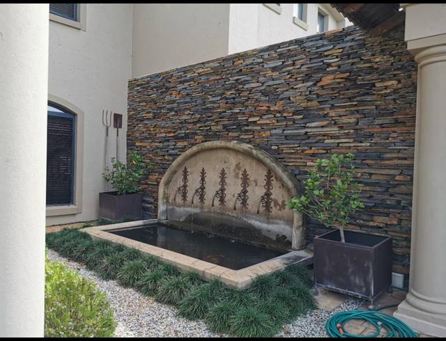 4 BEDROOM GATED ESTATE FOR SALE IN SABLE HILLS